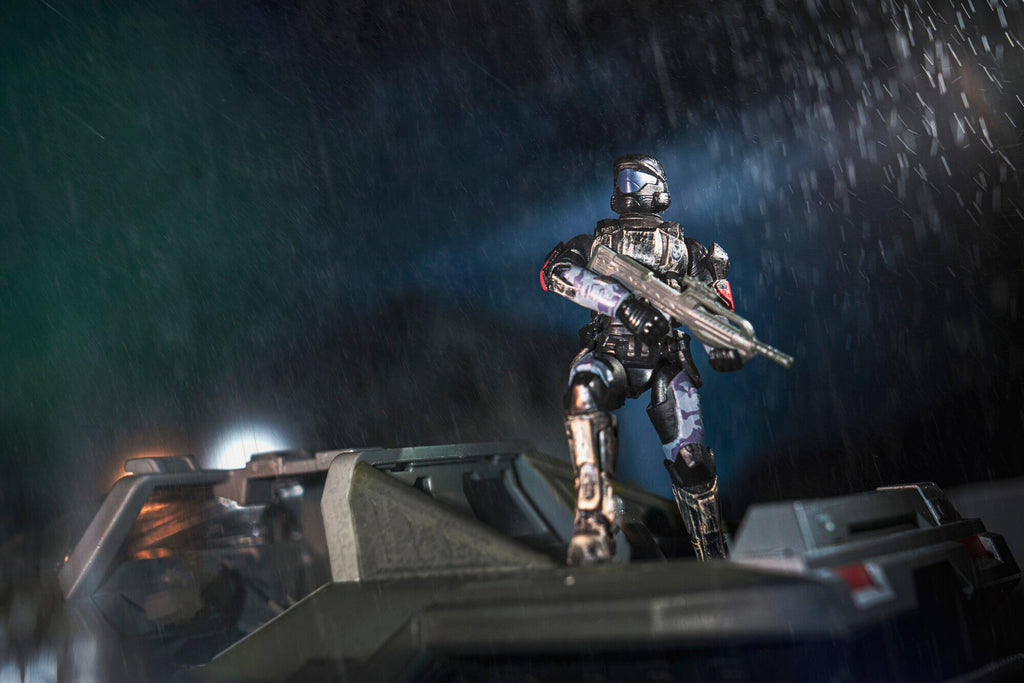 Halo ODST - Deluxe 4-Inch Articulated Figure with Battle Rifle